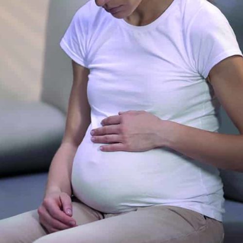 Rusmiddelproblematikker i den sårbare graviditet, forældreskabet og barnets start på livet